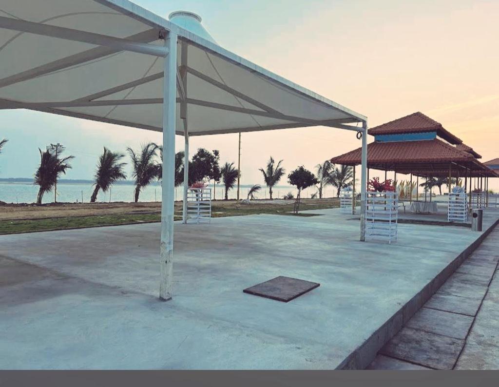 Yanam Resorts 外观 照片