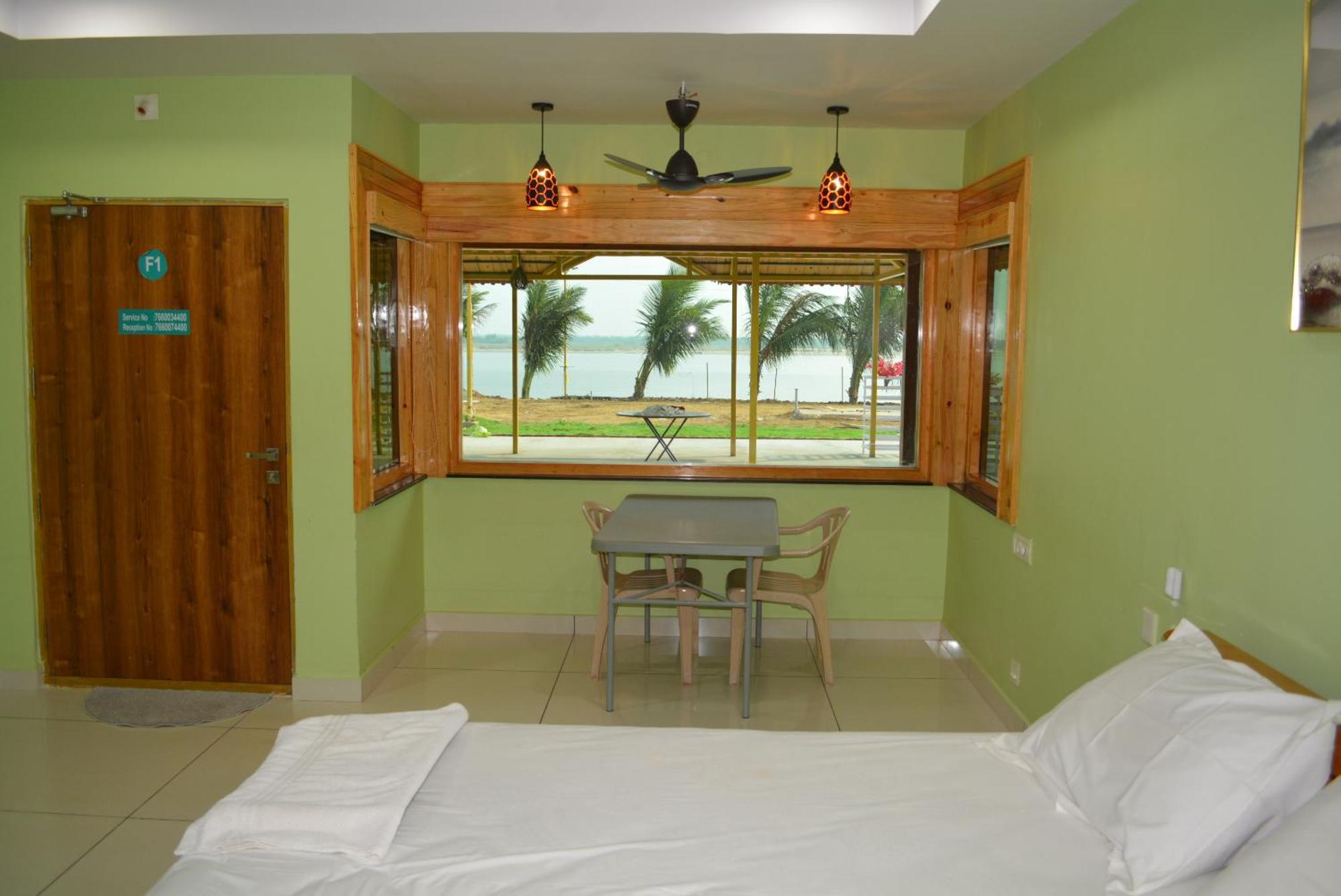 Yanam Resorts 外观 照片