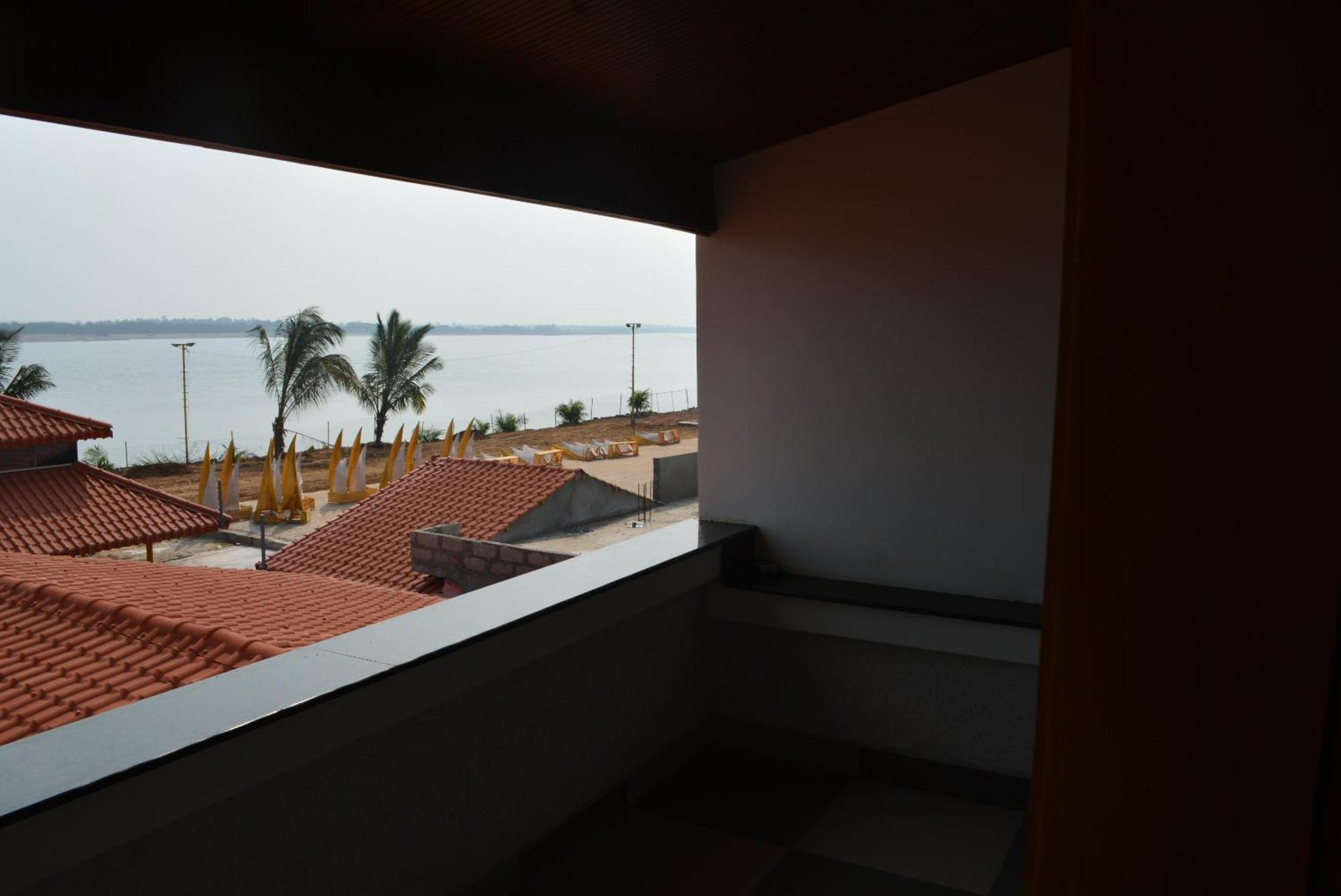 Yanam Resorts 外观 照片