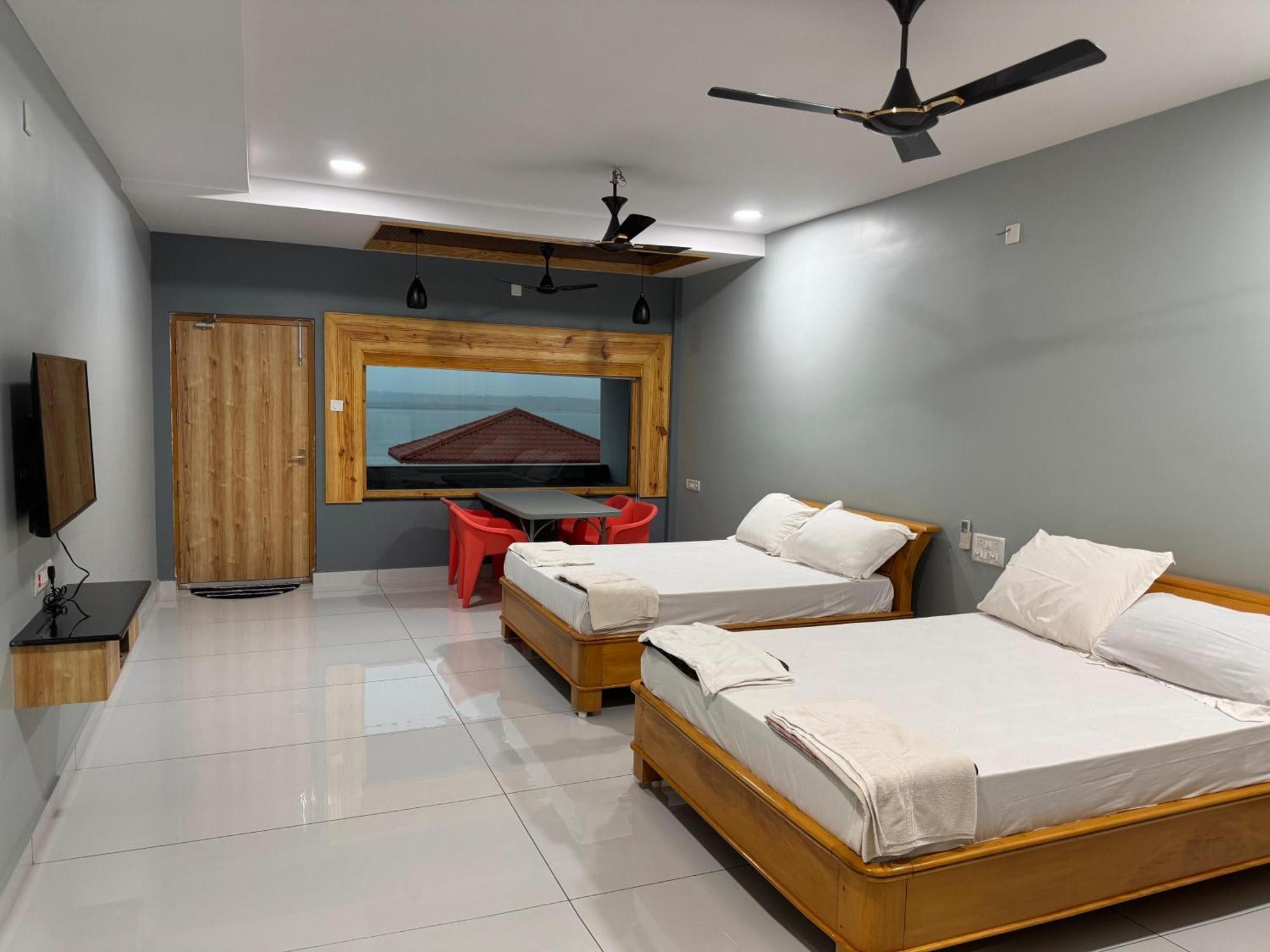 Yanam Resorts 外观 照片